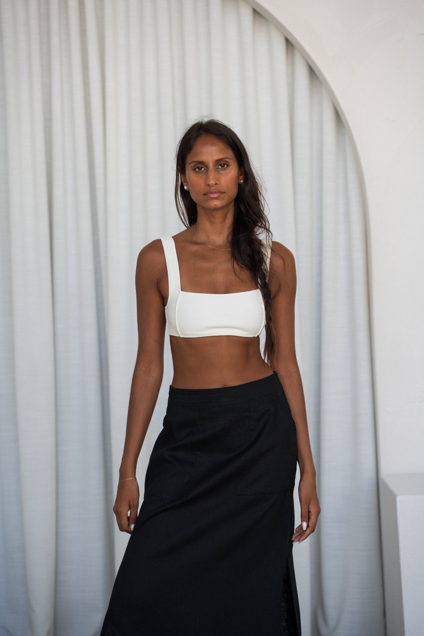Nadi Black Linen Skirt