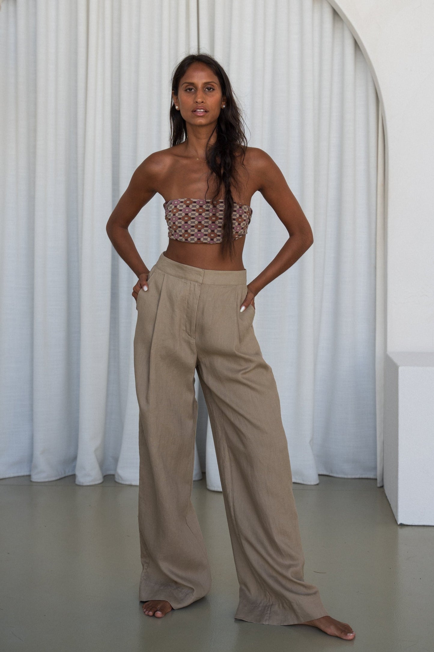 Oli Taupe Linen Pants