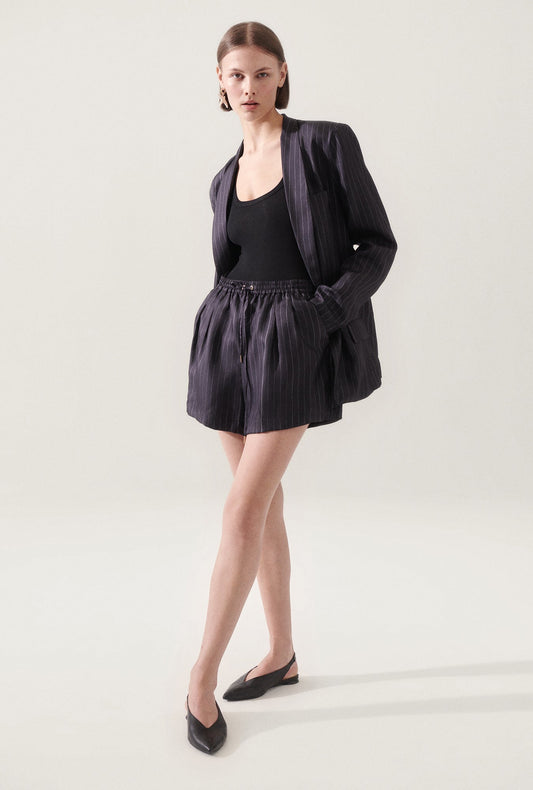 Twill Slouch Shorts Pinstripe Black / White