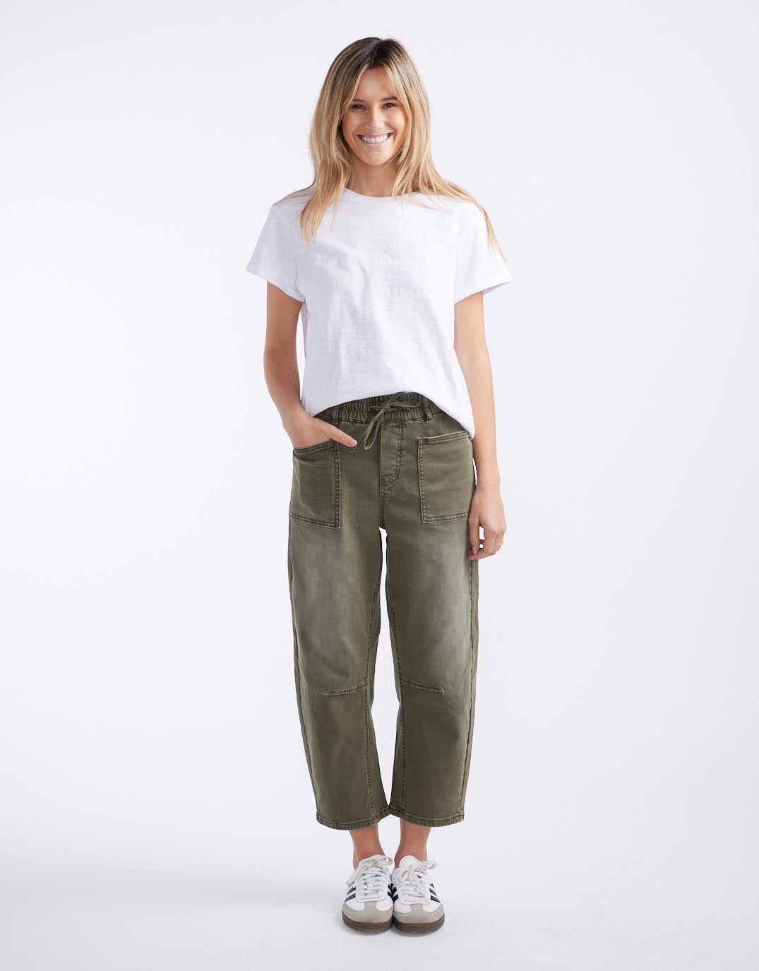 Leo Barrel Jeans - Khaki