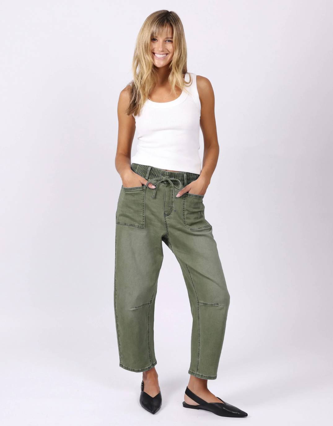 Leo Barrel Jeans - Khaki