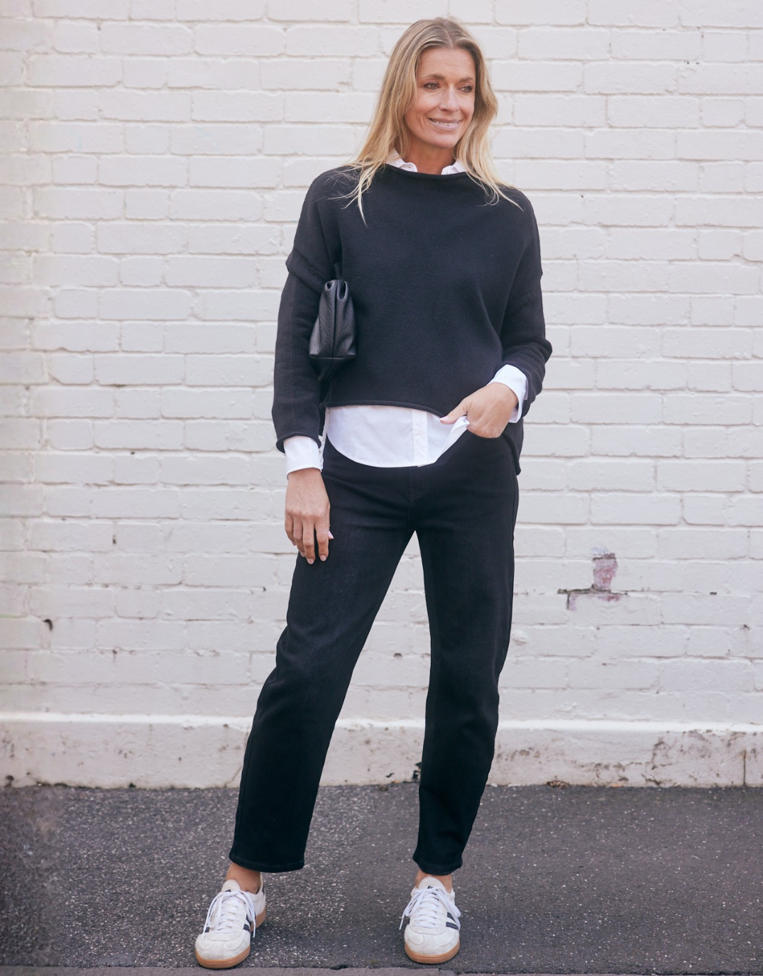 Harper Stretch Mum Barrel Jean - Black